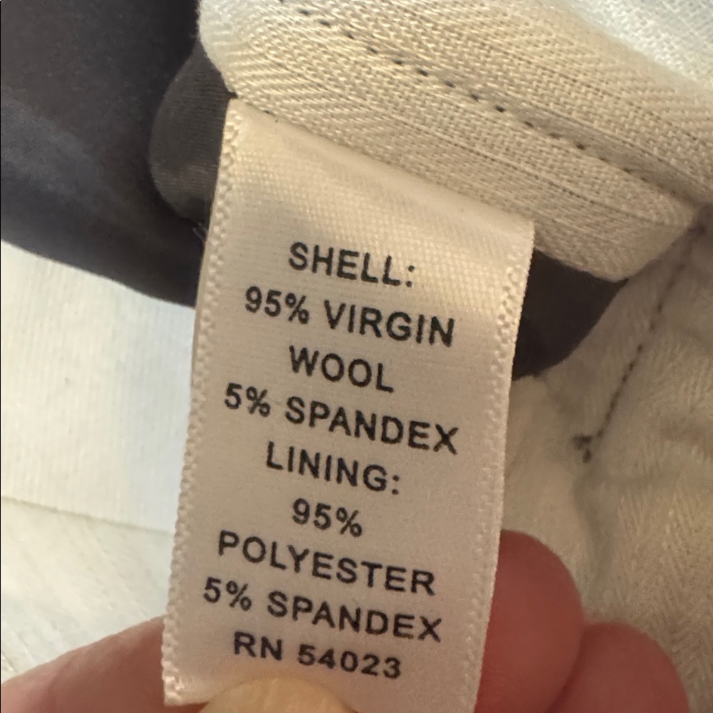 Banana Republic Women’s Gray Pinstripe Suit - Picture 8 of 12